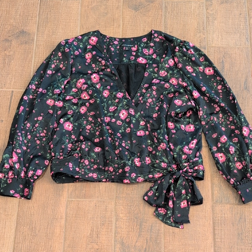 EUC Banana Republic Wrap Blouse With Side Tie Floral Black Pink Size XL